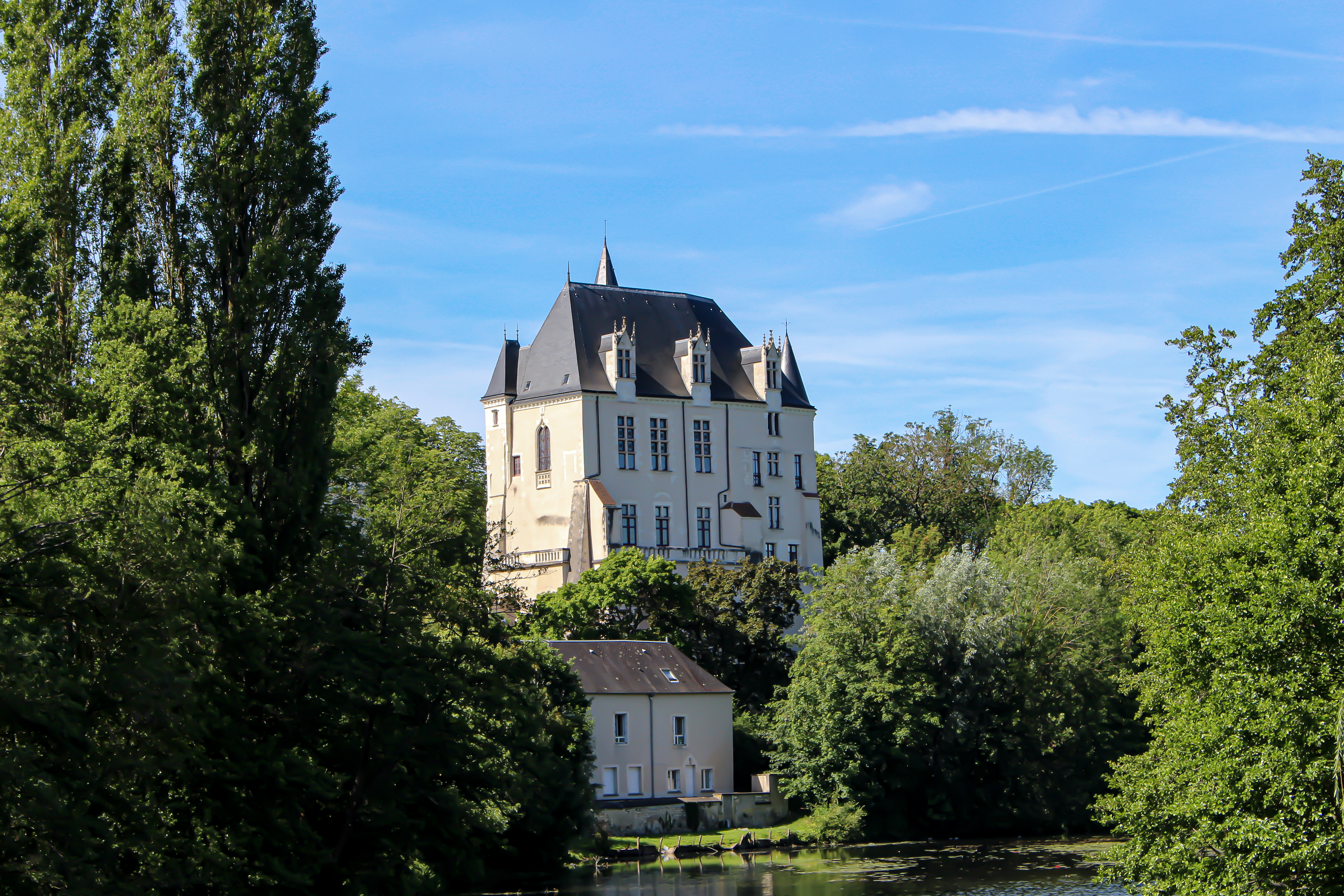 vue-chateau-raoul-chateauroux-c-boussole-voyageuse