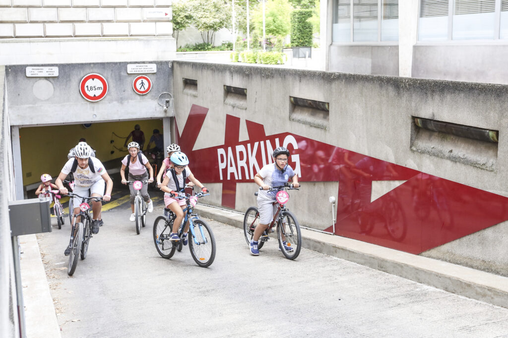 119 - Vélotour - Tours - Parking Hotel de Ville - 09 Septembre 2018 © Benjamin DUBUIS 2018_ BD