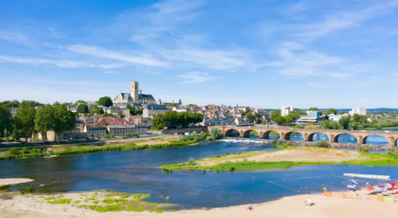 Photo Ville de Nevers Top 5 des meilleurs restaurants traditionnels à Nevers