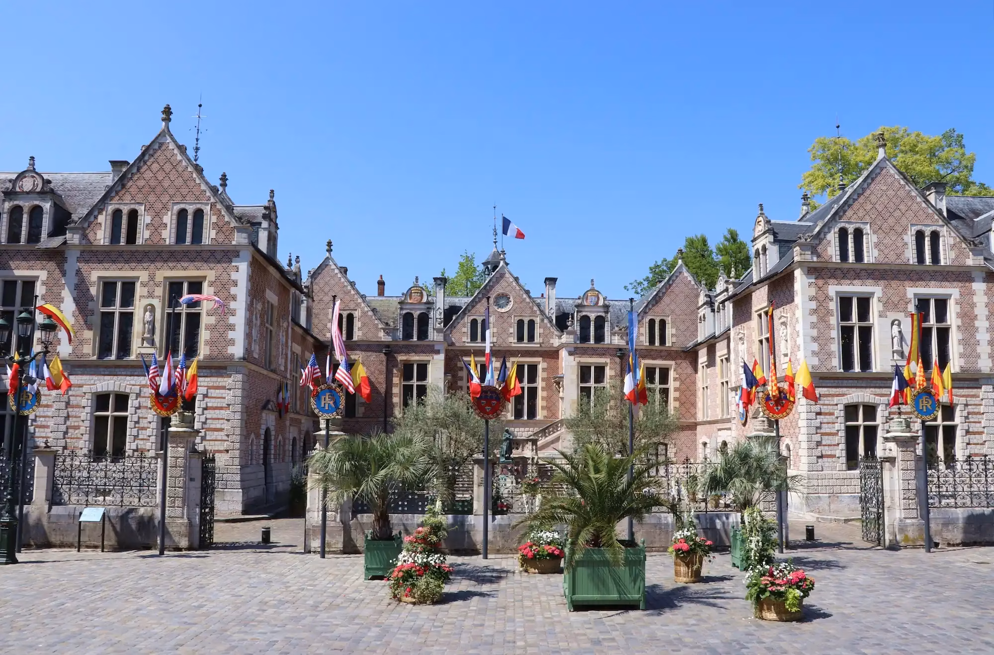 Hotel Groslot circuit Orléans