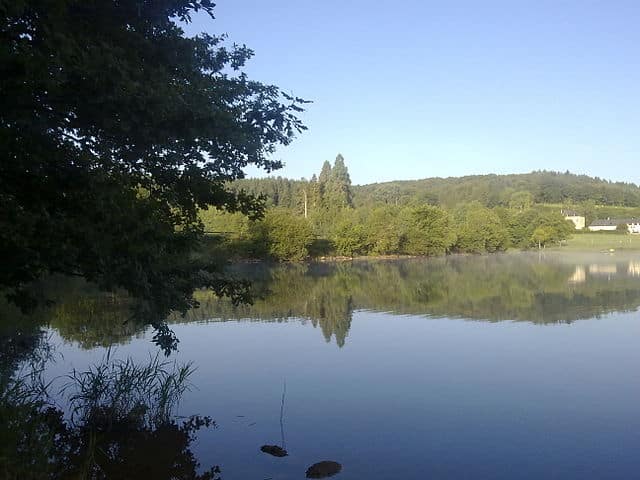 Lac_de_Saint-Agnan_Nièvre_France