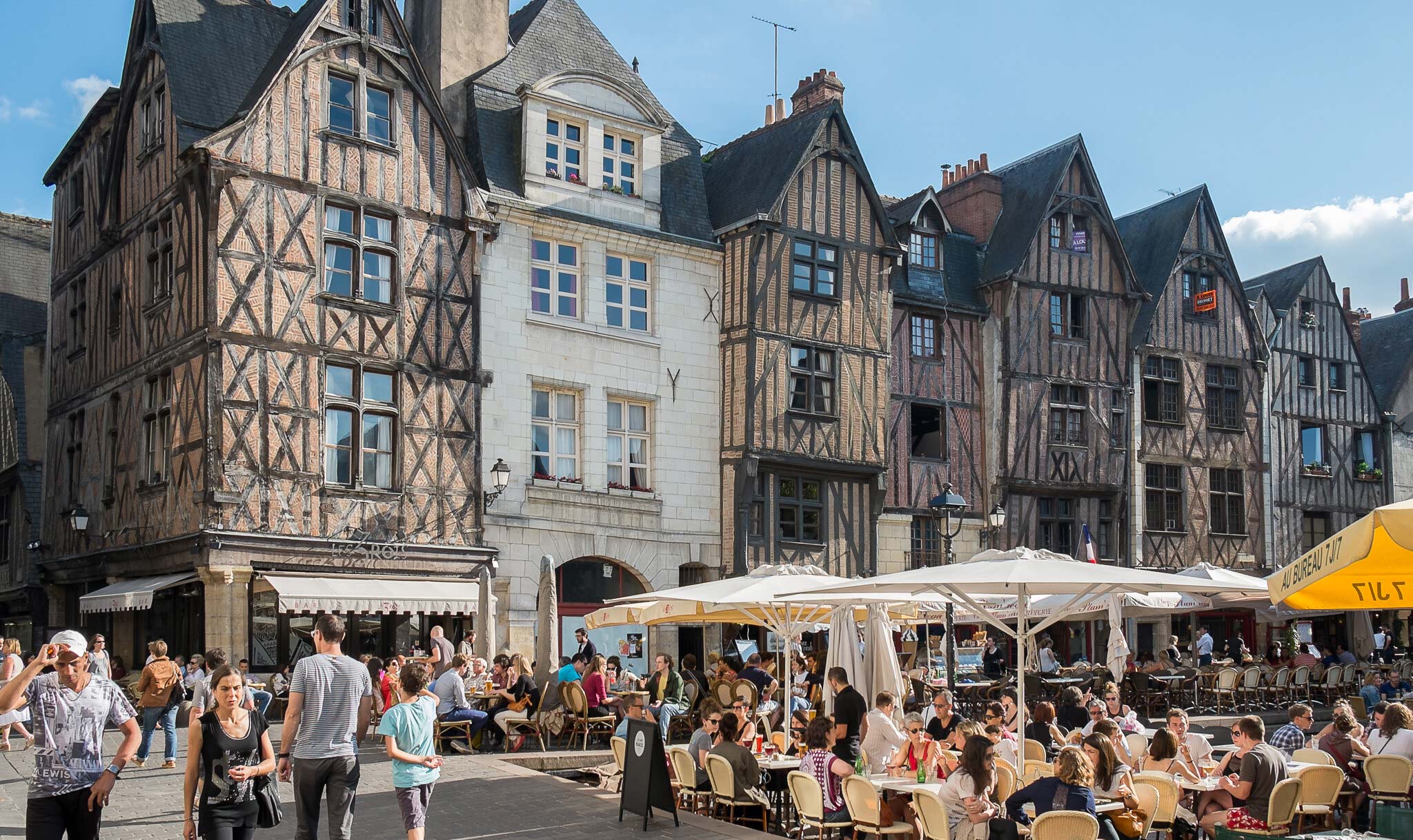 tours une ville au nord de la france