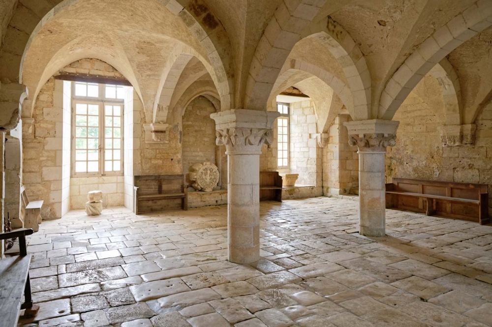 Intérieurs abbaye royale de La Réau