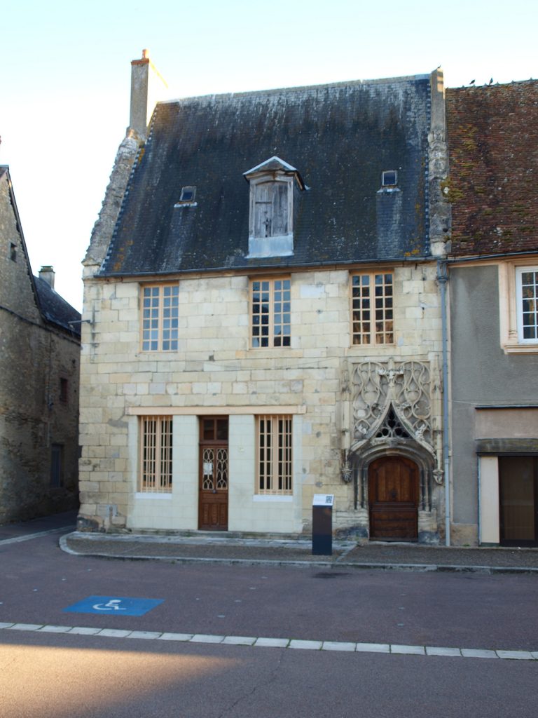 Maison du Lieutenant Criminel, Saint-Pierre-le-Moutier