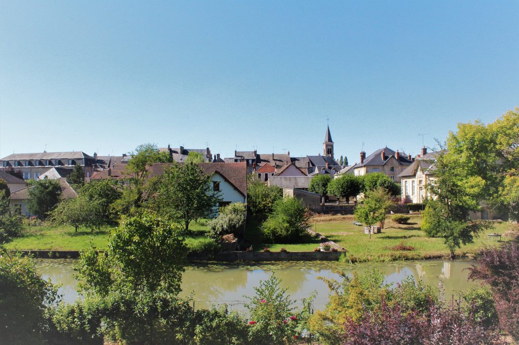 Visitez ChâtillonenBazois dans la Nièvre et ses alentours Visitez ChâtillonenBazois dans la Nièvre et ses alentours