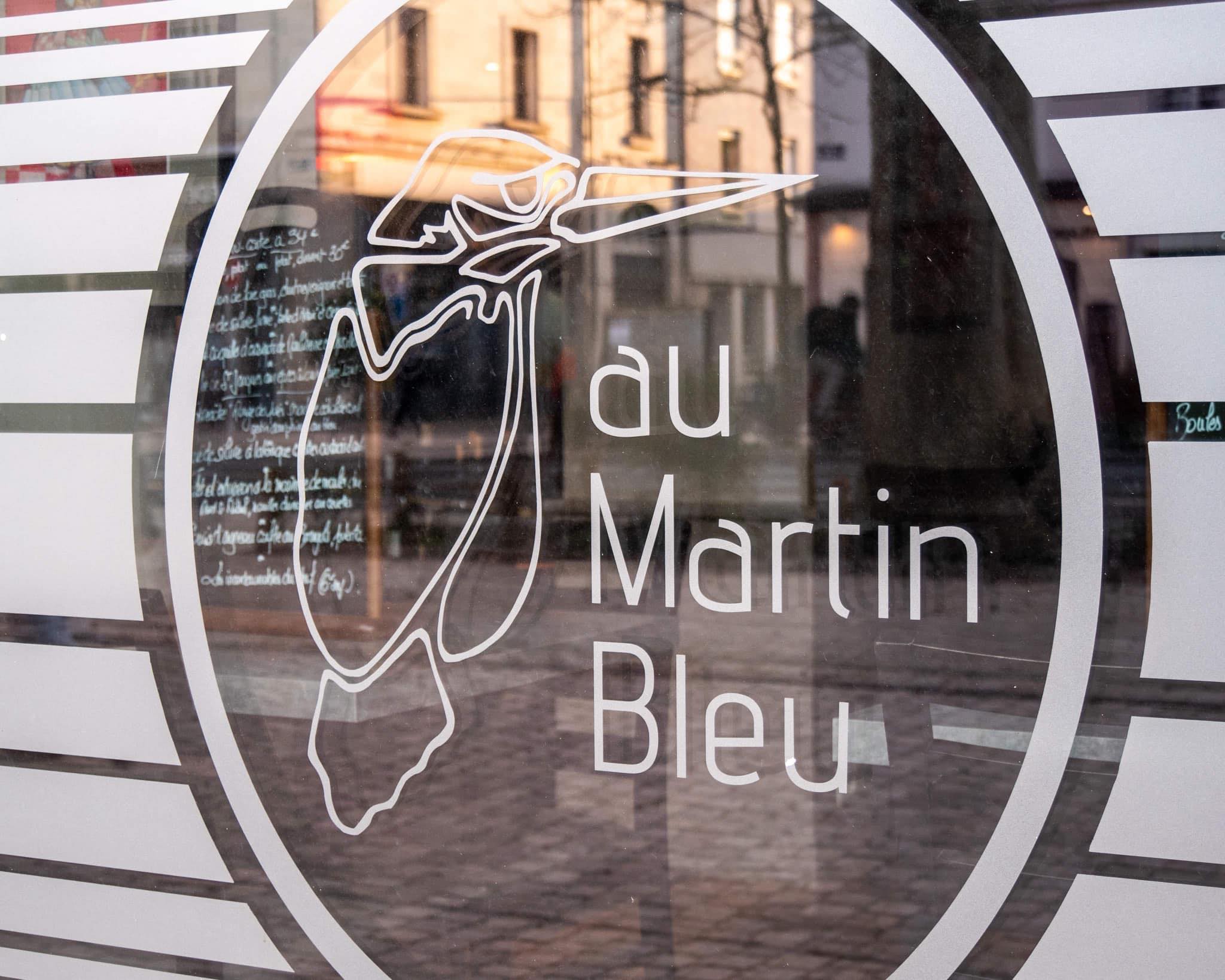 au martin bleu tours