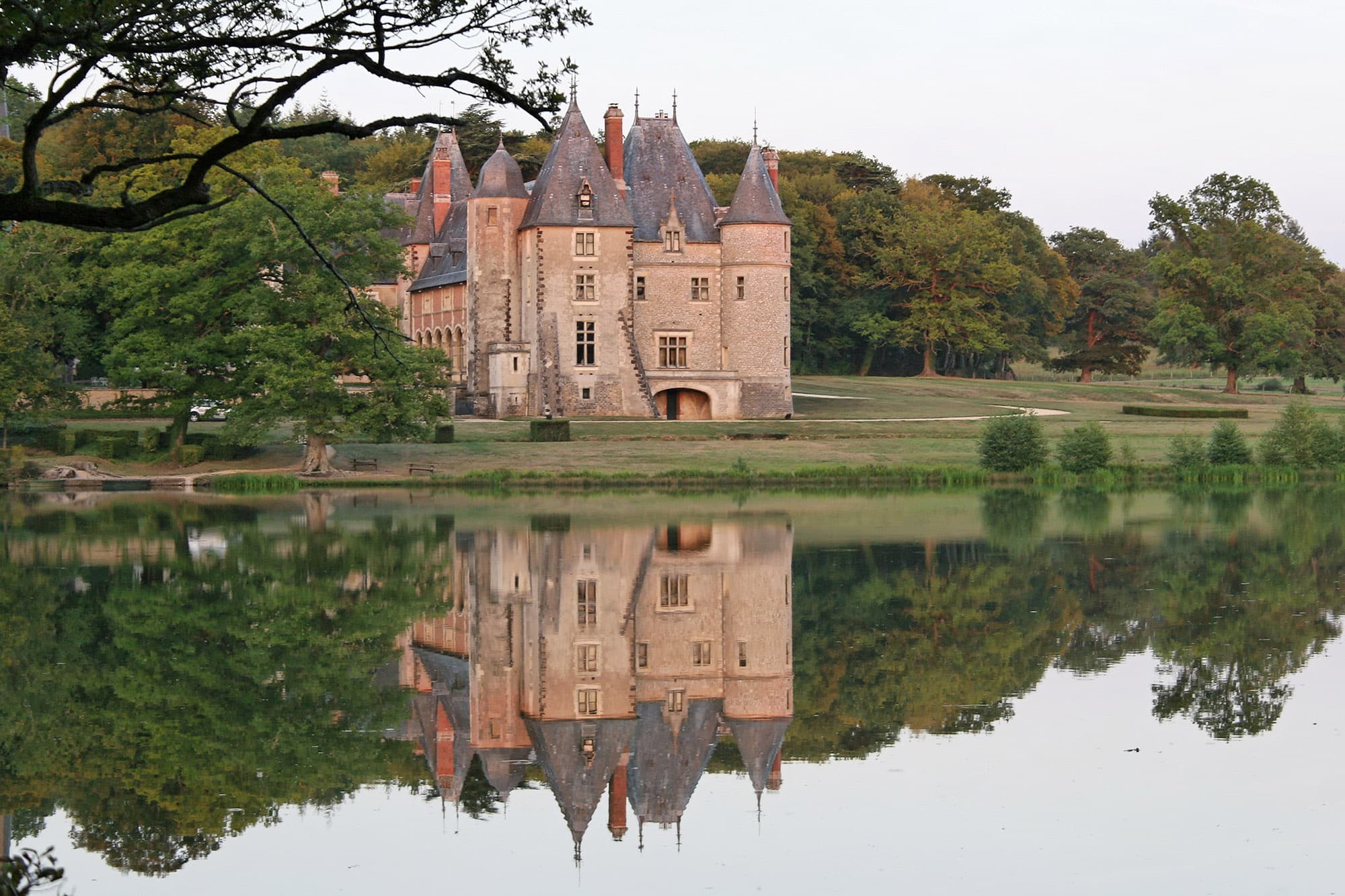 Le Château de la Verrerie à Oizon Val de Loire Le Château de la Verrerie à Oizon Val de Loire