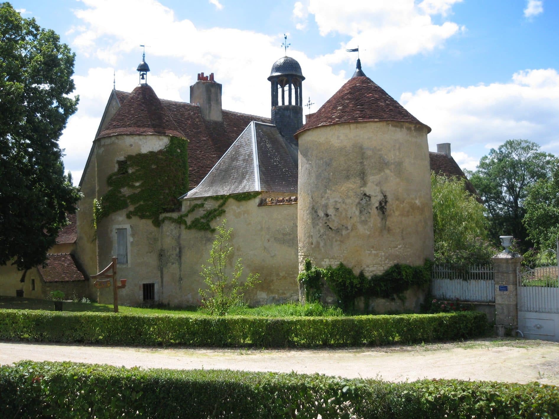 vieux château de villeneuve