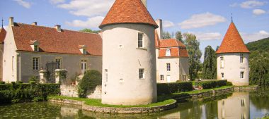 Rendez-vous au château de Brinon-sur-Beuvron cet été !