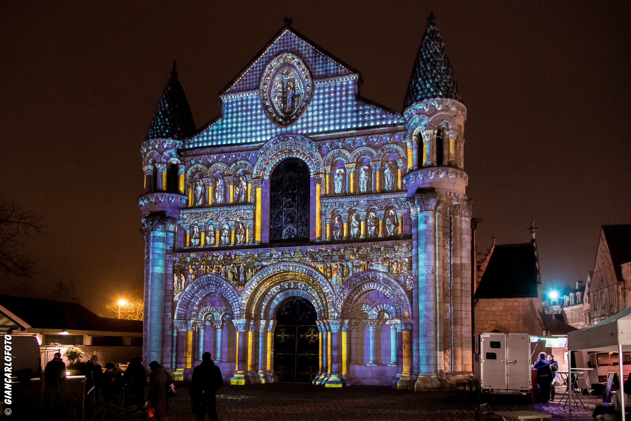 Polychromies église Notre-Dame-la-Grande Poitiers