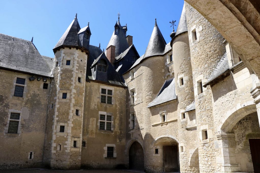 Chateau-Fougeres-sur-Bievre-9725_BMoriceau_CRT-CentreValdeLoire