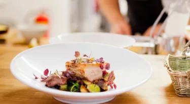 Les restaurants gastronomiques dans la Nièvre Crédit photo : Envato