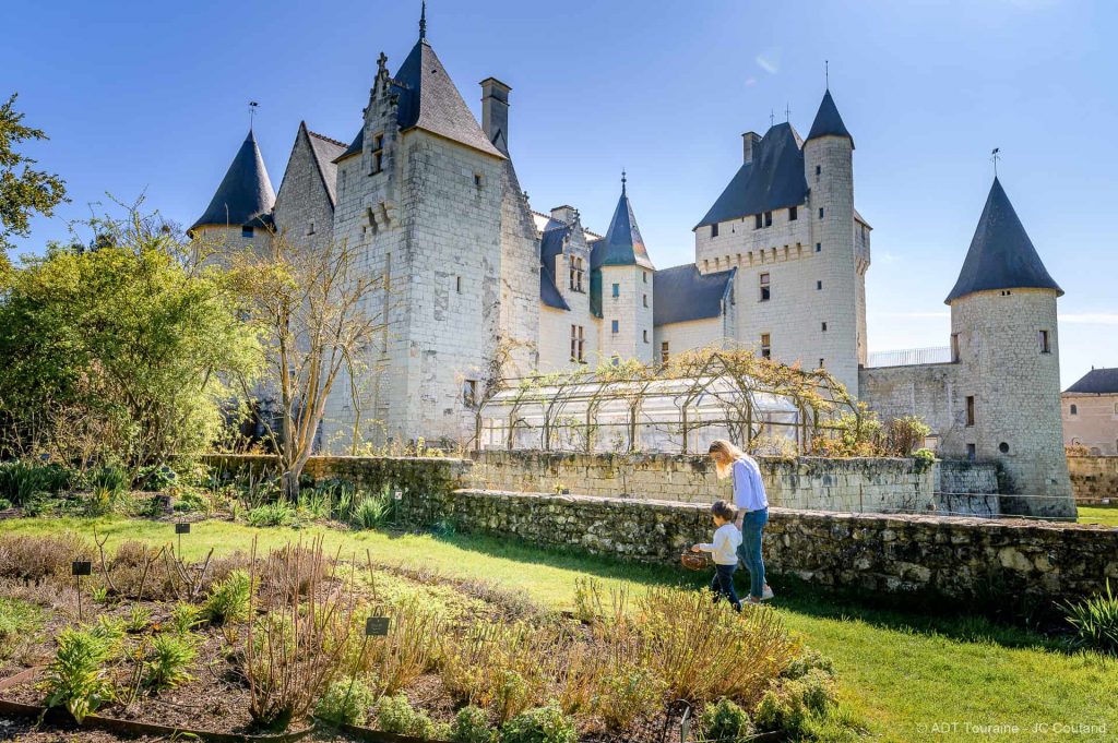 Paques château du Rivau
