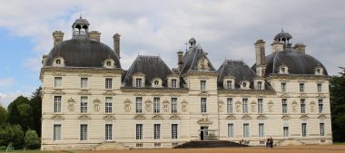 Partez à la découverte de la réplique grandeur nature du château de Moulinsart 