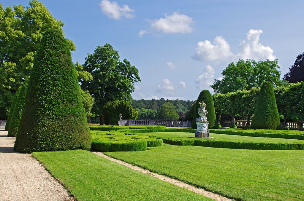 Jardin château de Bouges