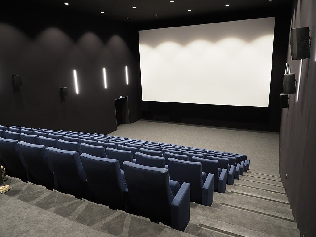 Salle cinéma Alice Guy Maison de la Cultre Bourges cc wikimedia commons