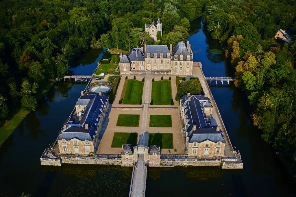 Chateau de la Ferté St Aubin