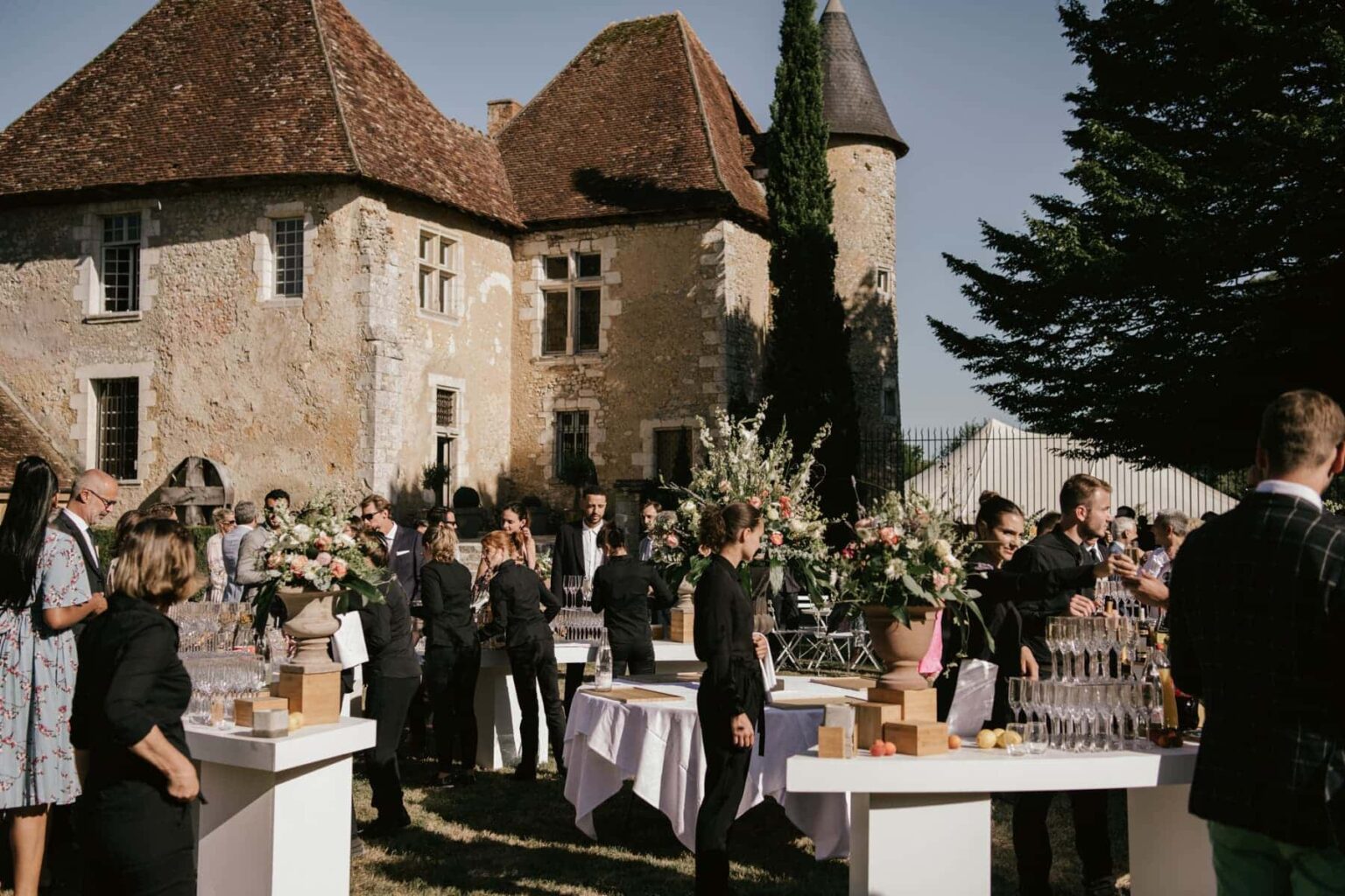 Distribution De Rénovation Xxl : Bienvenue Au Château Bienvenue au château de Saint-Georges dans le Berry