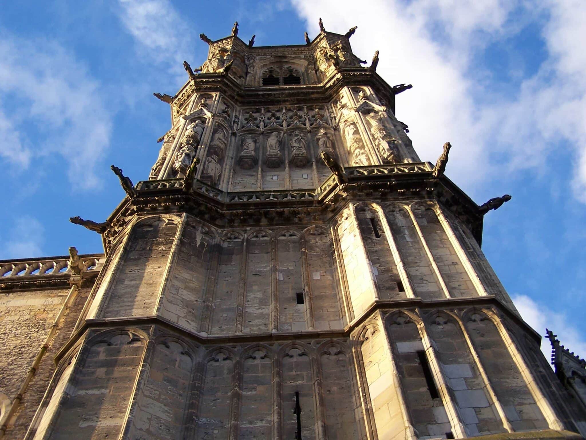 Tour Boyer ctahedrale Nevers