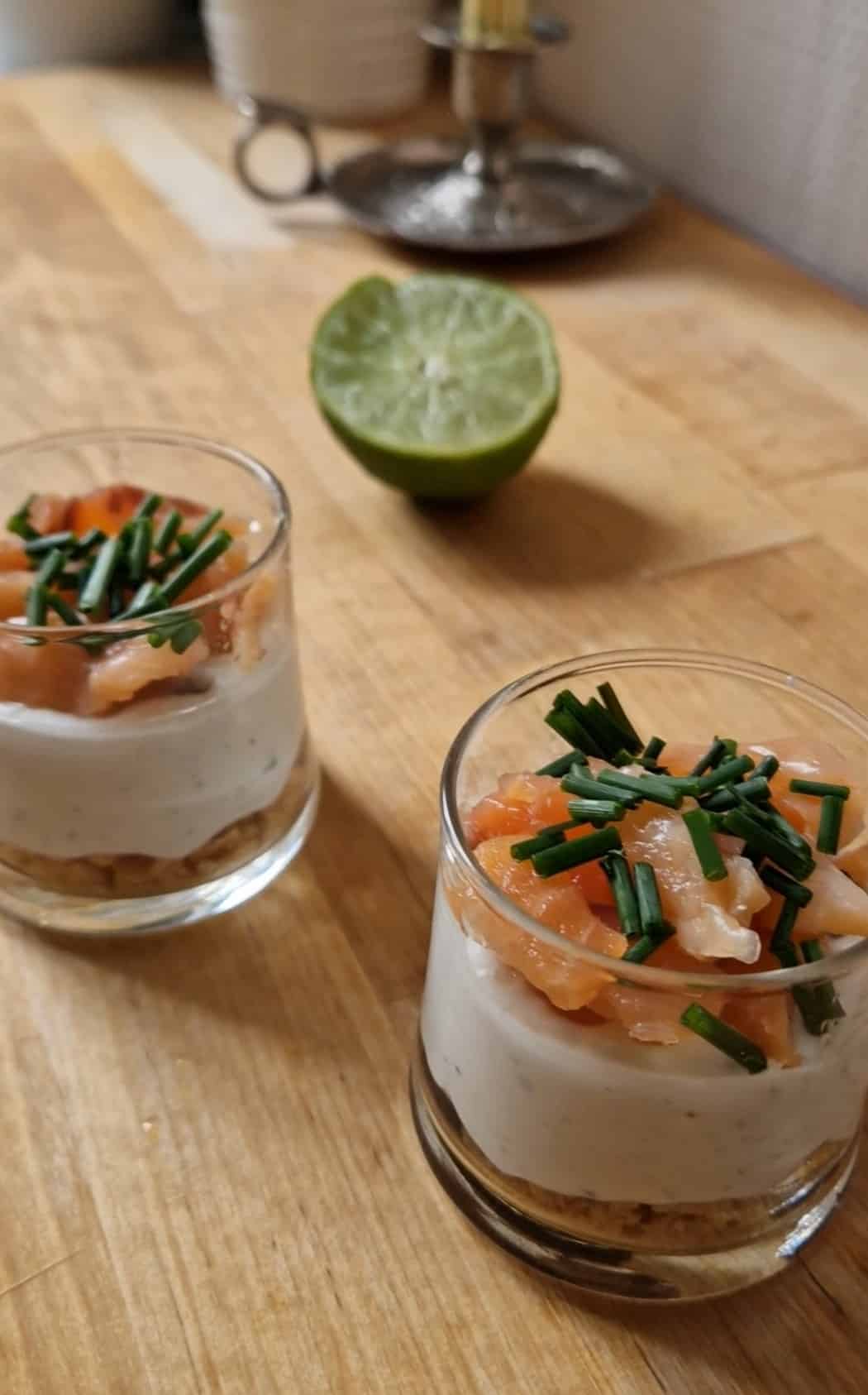 Verrines au saumon fumé et fromage de Sainte-Maure-de-Touraine