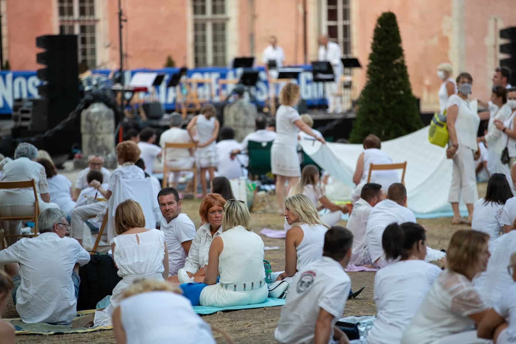 Soirée blanche au château de Meung-sur-Loire