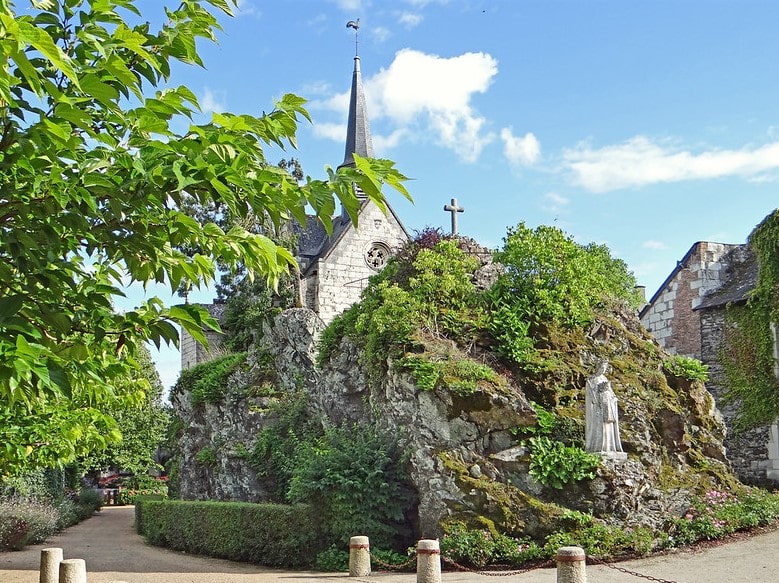 L'église Notre-Dame de Béhuard
