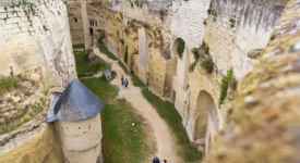 chateau-de-breze Les sites troglodytiques incontournables autour de Saumur