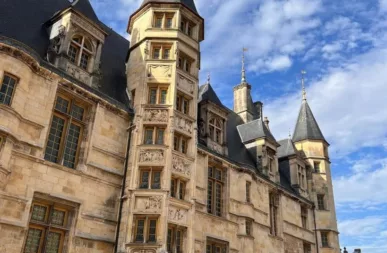Palais Ducal de Nevers - Découvrez le patrimoine de Nevers