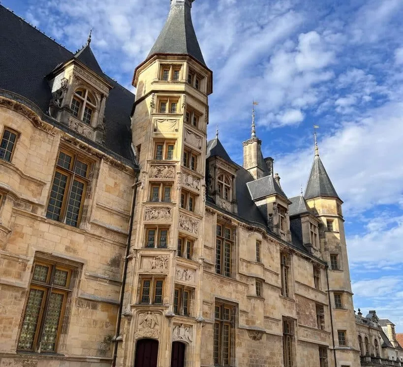 Palais Ducal de Nevers - Découvrez le patrimoine de Nevers