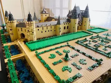 au château de Cheverny lego exposition cheverny activité vacances enfant famille
