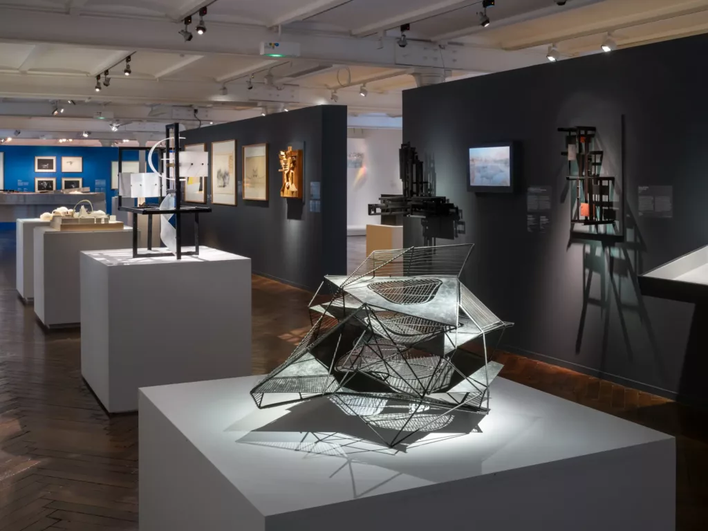 frac centre loire horizons en mouvement art contemporain
