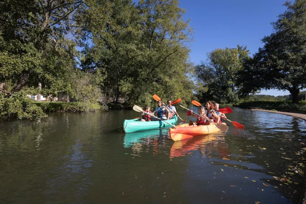 Photo Canoé Kayak 
Crédit photo : Sebastien_LAVAL