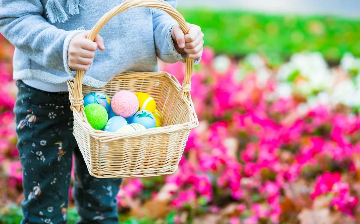 Chasse aux œufs Venez fêter Pâques dans le Cher et dans la Nièvre en 2025 Crédit photo : Envato