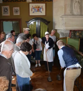 visite-louise-chateau-montpoupon-public-galere