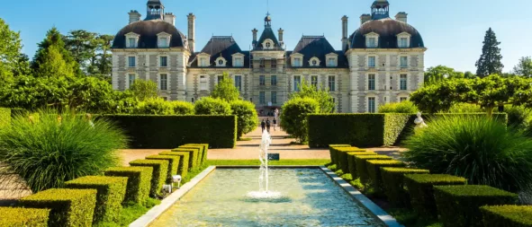 chateau de cheverny - chateau de la loire - my loire valley