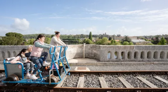 VeloRail en famille - été dans la vienne