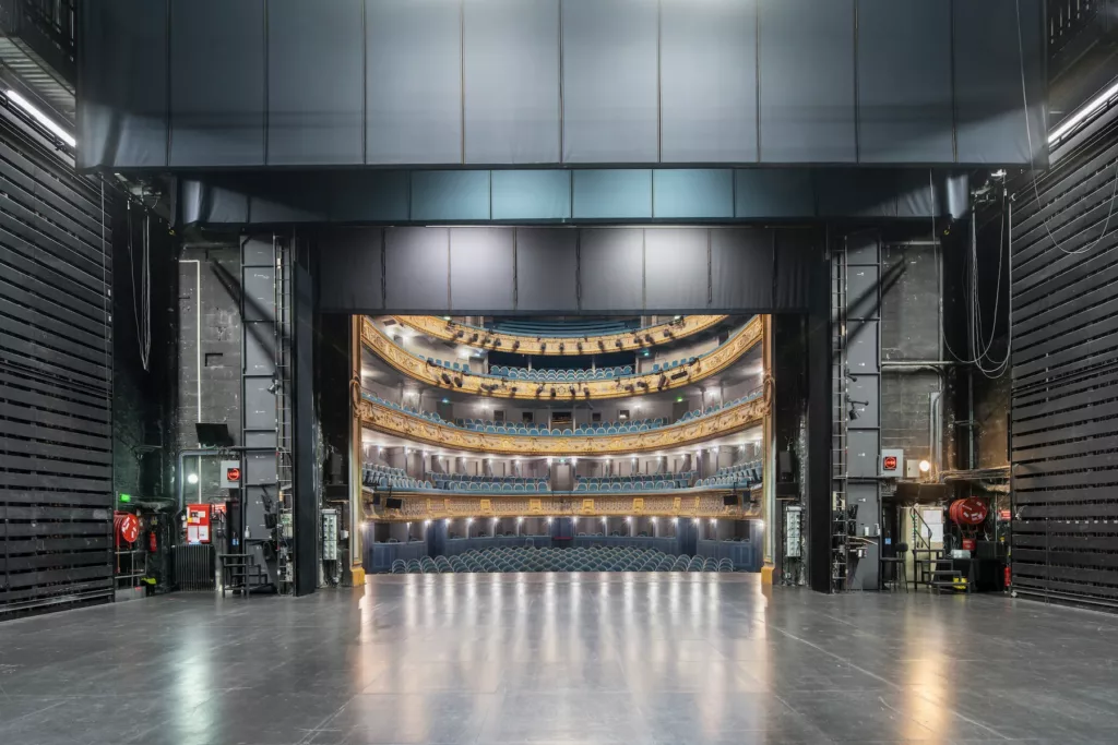 le Théâtre Graslin - la salle vue de la scène