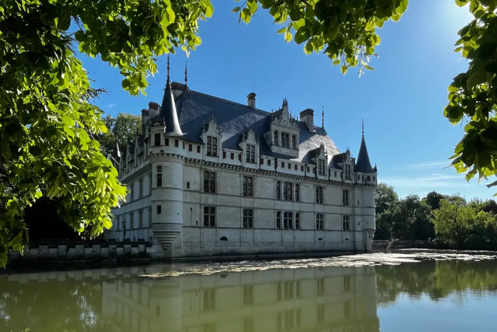 chateau azay le rideau miroir d eau