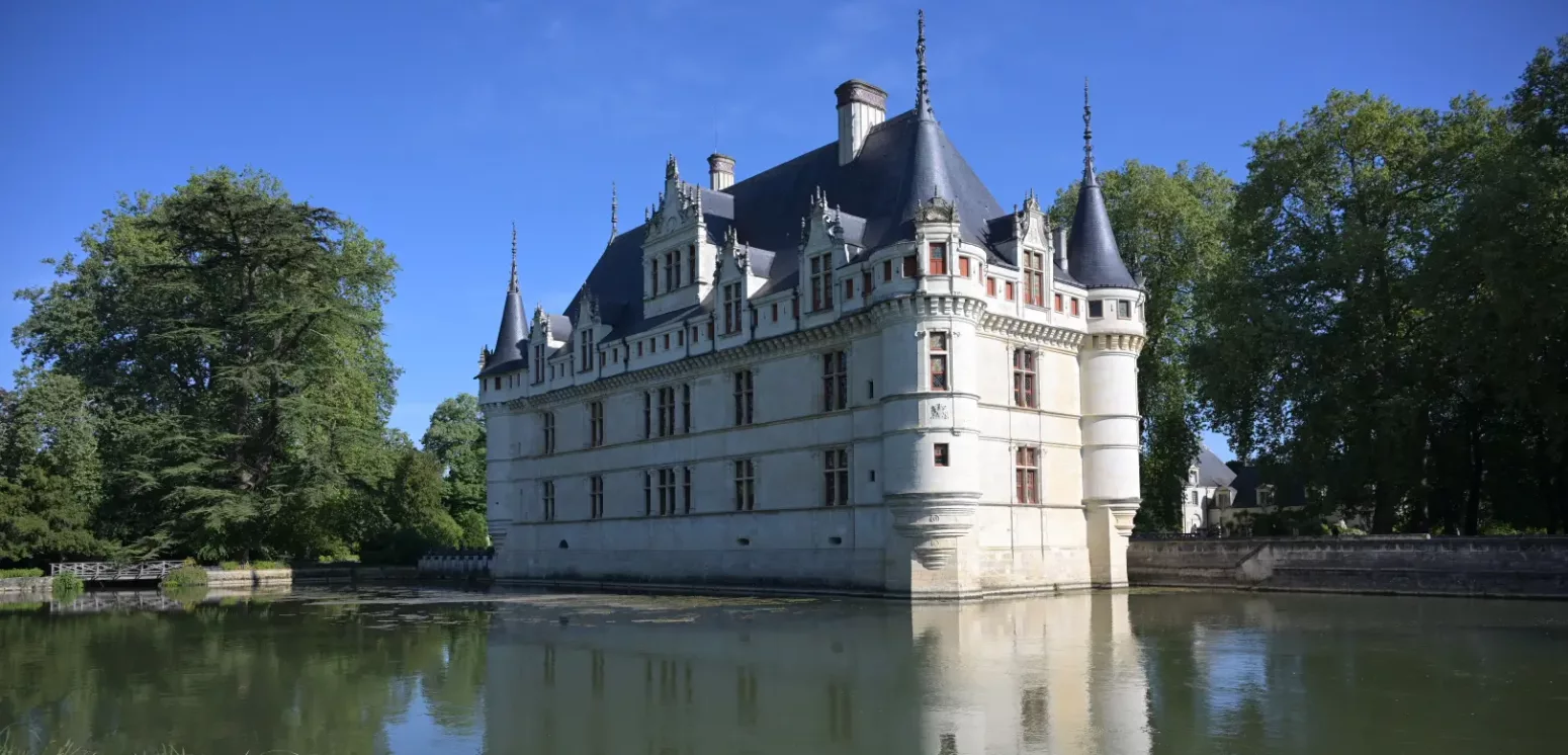 chateau azay le rideau reflets miroir d eau