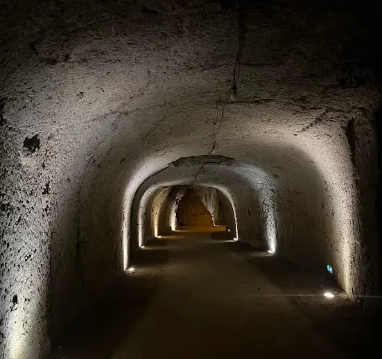 Le château de Brézé et son immense souterrain