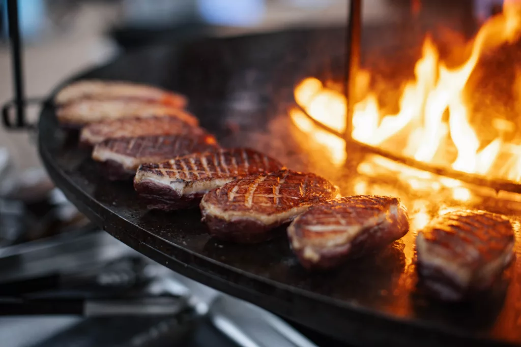 les bonnes gueules brasero evenement mariage anniversaire sport viande de qualité