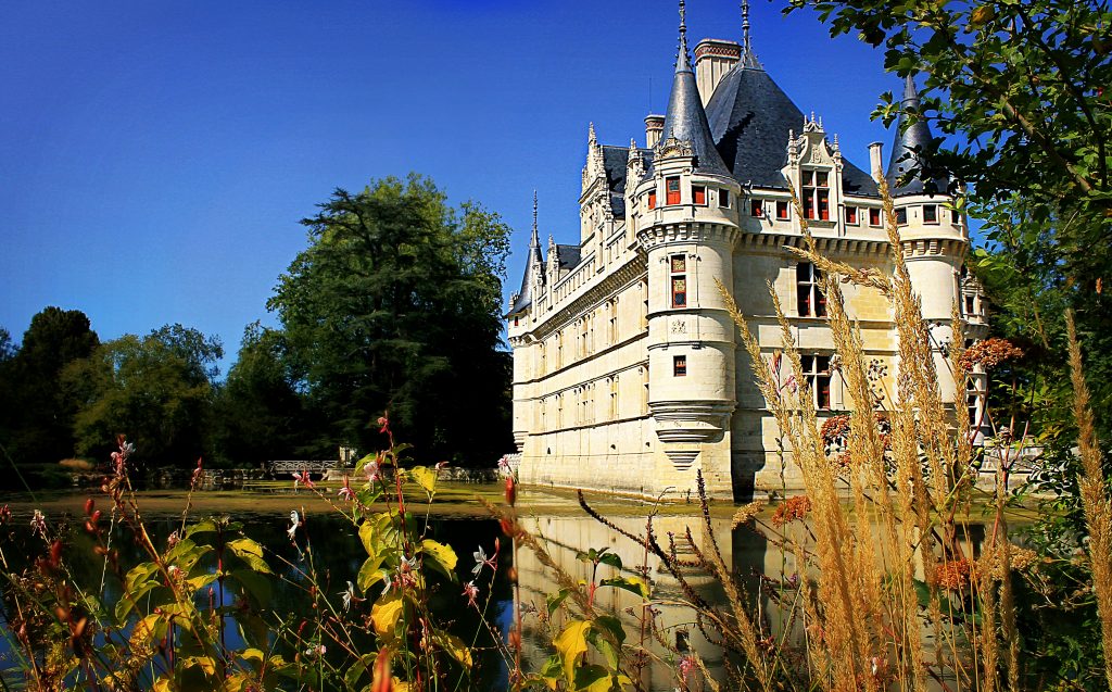 Vue sur château d'Azay-le-Rideau