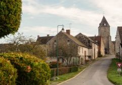 Preveranges-le-chemin-des-croix-Cher-cc-My-Loire-Valley-1